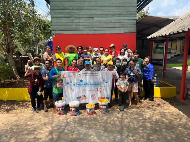 กิจกรรมทาสีโรงเรียนให้น้อง ศูนย์พัฒนาเด็กเล็กวัดชุมนุมสูง